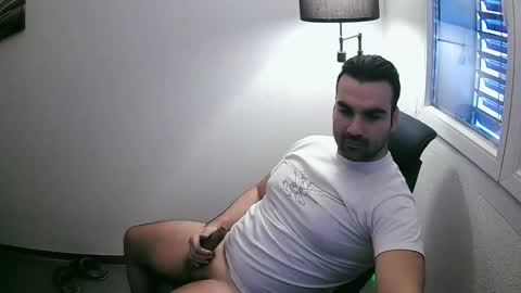 Snapshot of vrizard chatting on 02.10.26 vrizard online show from 02.10.26