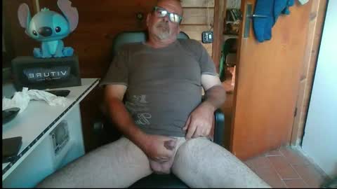 oscar online show from 10.04.25