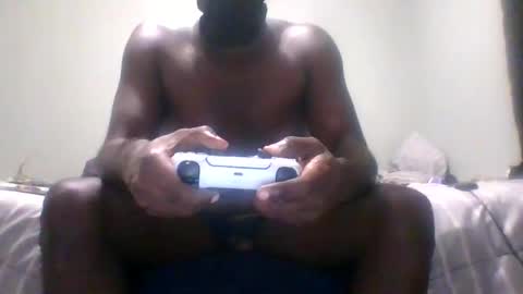 Snapshot of vulan18 chatting on 09.28.25 Vulkan18 online show from 09.28.25