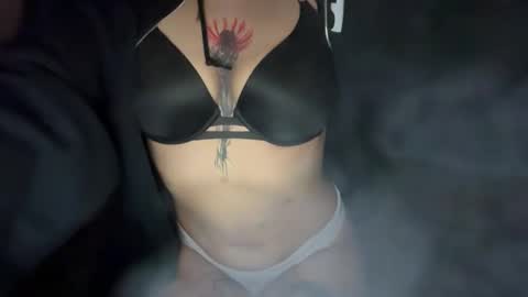 Snapshot of vveejay48826 chatting on 12.02.25 vveejay online show from 12.02.25