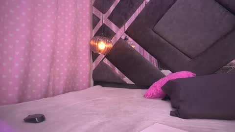 Violeta online show from 02.21.25