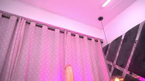 Violeta online show from 03.11.25