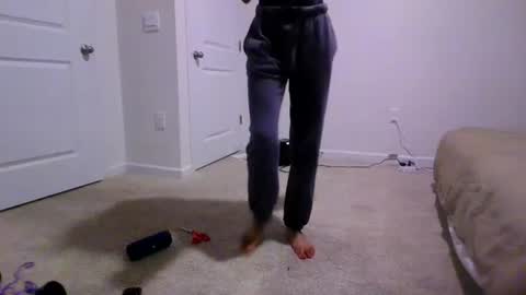 vvlk2112 online show from 11.29.25