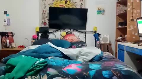 vvmm8783 online show from 09.11.25