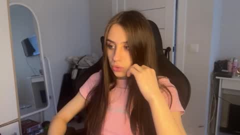 Snapshot of vx_arina chatting on 03.18.26 Arina online show from 03.18.26