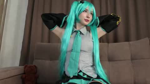 Nana online show from 10.19.25