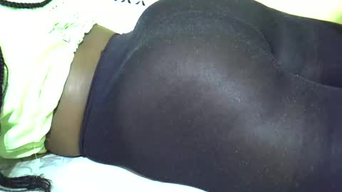 Snapshot of wakanda_43 chatting on 02.12.25 candy online show from 02.12.25
