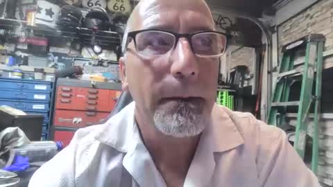 wakesblowinclouds online show from 11.01.25