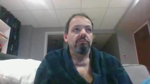 walker033 online show from 01.18.26