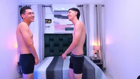 Sofia  Thiago online show from 10.18.25