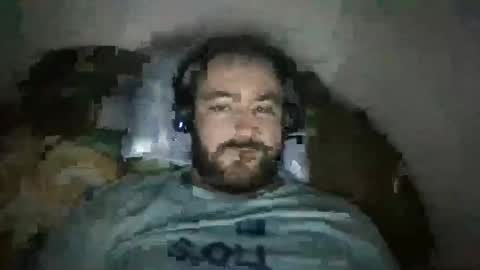 Snapshot of wally792 chatting on 03.10.25 Vali online show from 03.10.25