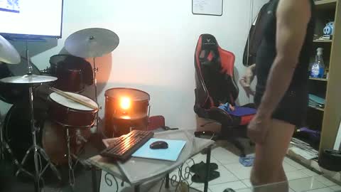 Snapshot of walo_77 chatting on 02.16.25 walo_77 online show from 02.16.25