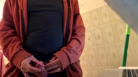 Snapshot of waltbkk chatting on 11.03.25 Walter online show from 11.03.25