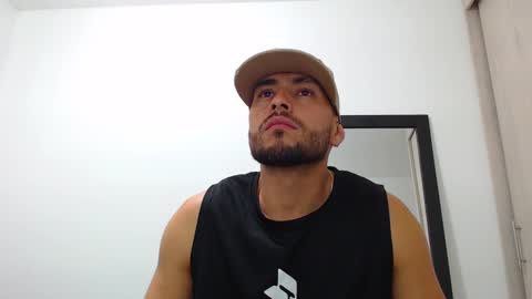 Snapshot of walter_brownn01 chatting on 01.03.25 WALTER BROWN  online show from 01.03.25