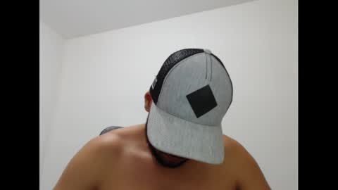 Snapshot of walter_brownn01 chatting on 01.13.25 WALTER BROWN  online show from 01.13.25