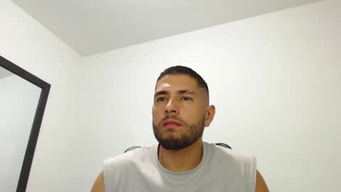 Snapshot of walter_brownn01 chatting on 01.17.25 WALTER BROWN  online show from 01.17.25