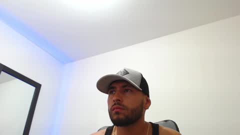 Snapshot of walter_brownn01 chatting on 01.20.25 WALTER BROWN  online show from 01.20.25