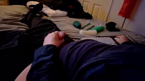 I love the ol in-n-out  online show from 03.27.26