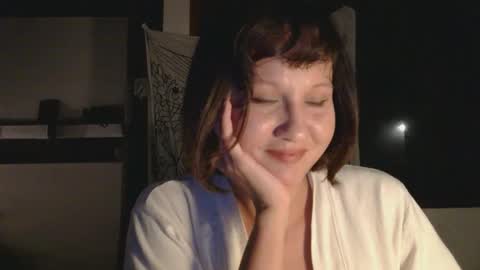 Snapshot of wanderwhitch chatting on 02.05.26 Miya online show from 02.05.26