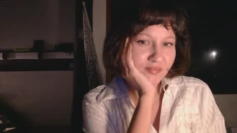 Snapshot of wanderwhitch chatting on 02.10.26 Miya online show from 02.10.26