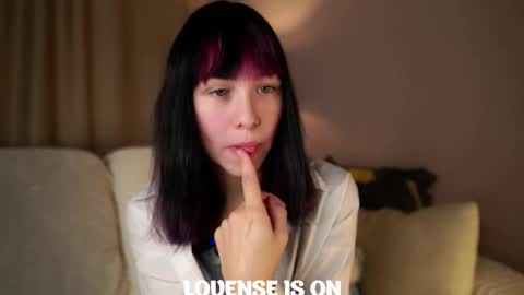 Betti online show from 10.03.25