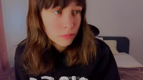 Betti online show from 11.30.25