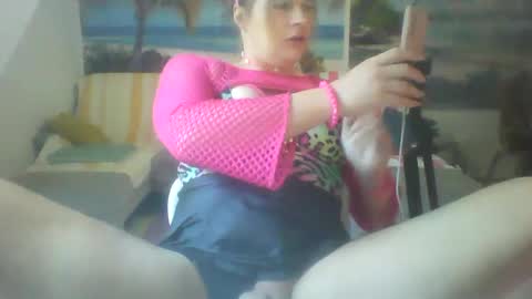 Emilia inst  online show from 12.22.24