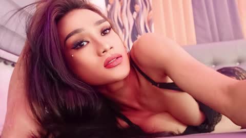 Snapshot of wantedsugar_ chatting on 02.26.25 Galems online show from 02.26.25