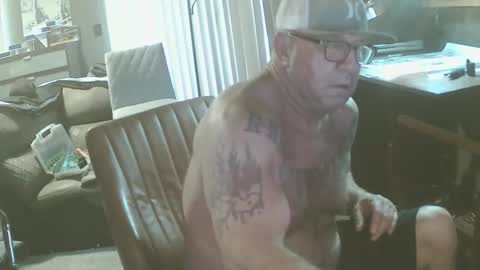 Snapshot of wantitneeditgetitgone chatting on 12.19.25 wantitneeditgetitgone online show from 12.19.25