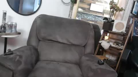 wantmymantofukme online show from 10.29.25