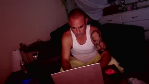 wantmymantofukme online show from 11.14.25