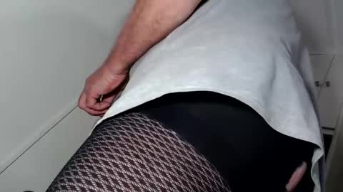 Snapshot of wantsum2night chatting on 12.28.24 wants online show from 12.28.24