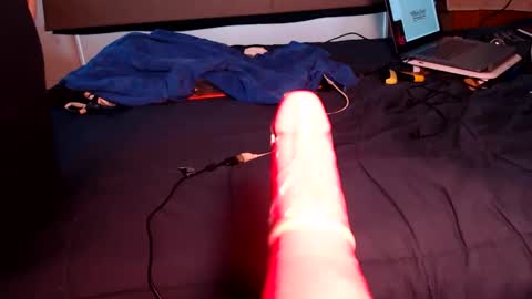 Snapshot of wantsum2night chatting on 01.01.25 wants online show from 01.01.25