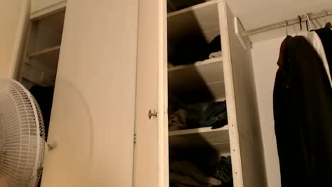 wants online show from 03.19.26