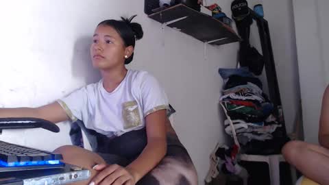  washbag14 online show from 02.11.26