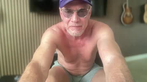 Snapshot of watchzac chatting on 03.02.26 watchzac online show from 03.02.26