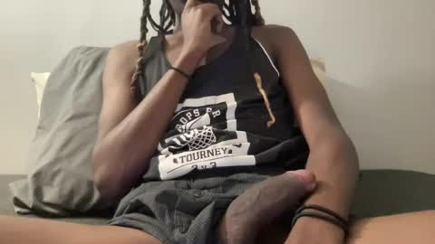 Snapshot of wdesean4 chatting on 10.01.25 desean online show from 10.01.25