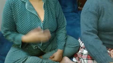 Snapshot of we_are_indian chatting on 01.04.25 khushiwife kabirhubby kavyasexy gf online show from 01.04.25