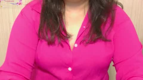 Snapshot of we_are_indian chatting on 09.27.25 khushiwife kabirhubby kavyasexy gf online show from 09.27.25