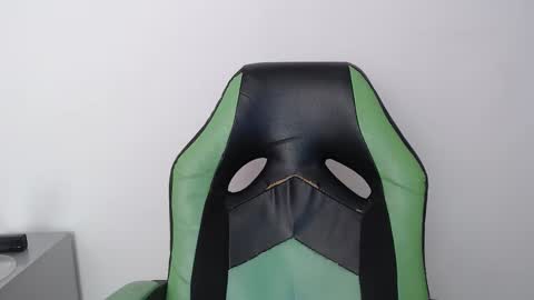 Trixie 3 online show from 02.27.26