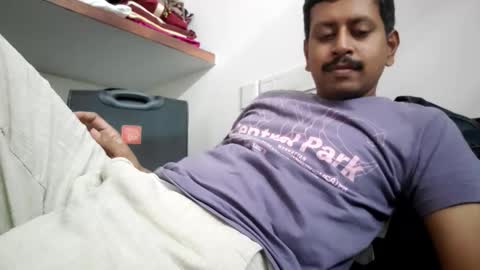 sexyguy online show from 12.04.25