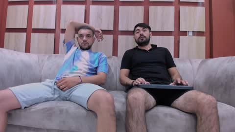 Jhonny Dick  his neighbors. online show from 12.06.24