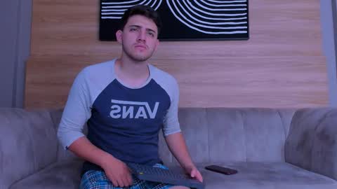 Jhonny Dick  his neighbors. online show from 01.09.26