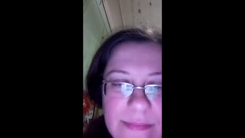 Snapshot of webgirl2 chatting on 12.06.24 Marina online show from 12.06.24