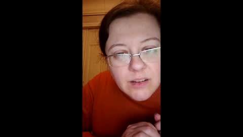 Snapshot of webgirl2 chatting on 03.12.25 Marina online show from 03.12.25