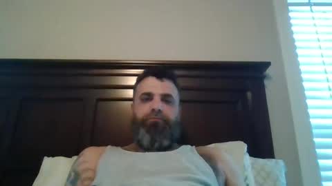 Snapshot of weezy210 chatting on 03.06.25 Weezy online show from 03.06.25