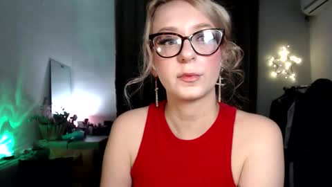 Liza online show from 10.19.25