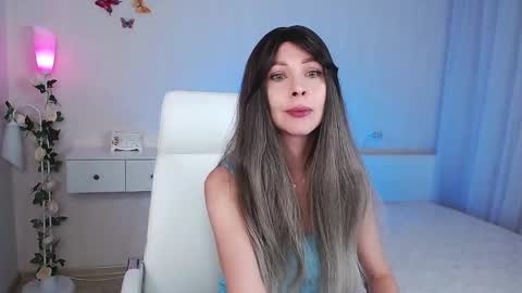 Snapshot of wendifoster chatting on 12.02.24 Wendi Foster online show from 12.02.24