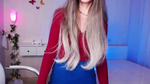 Snapshot of wendifoster chatting on 12.18.24 Wendi Foster online show from 12.18.24