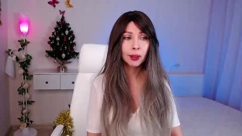 Snapshot of wendifoster chatting on 01.09.25 Wendi Foster online show from 01.09.25